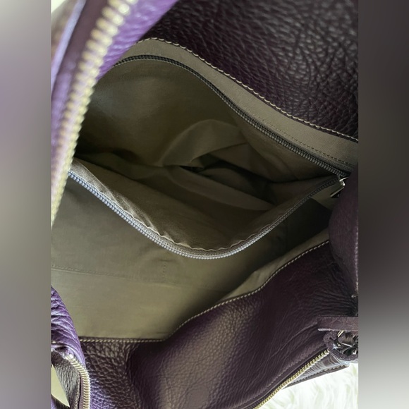 ROOTS Large Purple Leather Shoulder Bag - Picture 8 of 16